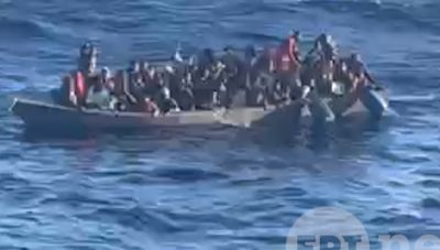 Κρήτη: Συγκλονιστικές οι στιγμές ανοιχτά της Γαύδου με τρεις νεκρούς και δεκάδες διασωθέντες (Φωτο)