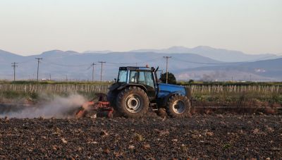 Χατζηδάκης: Αυξάνονται κατά 50% τα όρια επιστροφής του ΕΦΚ του αγροτικού πετρελαίου