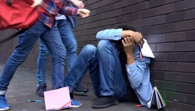 Ξάνθη: Θύμα άγριας επίθεσης 15χρονος – Του έστησαν παγίδα και τον χτύπησαν με μπουνιές και κλωτσιές στο κεφάλι