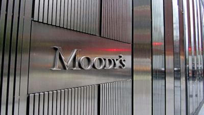 Moody’s: Τα χρέη αυξάνονται σε όλο τον κόσμο