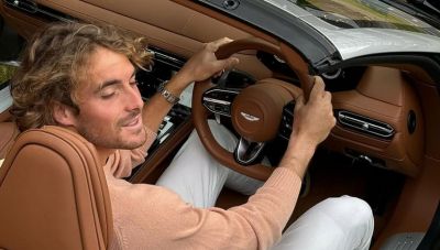 «Δεν οδηγούσε ο Τσιτσιπάς» - Τι λέει ο δικηγόρος του για το αυτοκίνητο που έτρεχε με 210 χλμ. στην Αττική Οδό