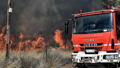 Κρήτη: Υπό μερικό έλεγχο η φωτιά ανάμεσα σε Χουμέρι και Γαλατά