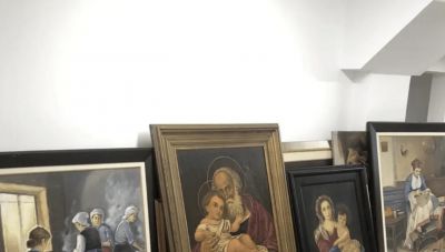 Ποιος είναι ο γνωστός δικηγόρος που συνελήφθη για τους πλαστούς πίνακες