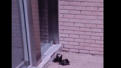 Εκρηκτικός μηχανισμός έξω από τα γραφεία της Ομάδας Αλήθειας - Βρέθηκε γκαζάκι στην είσοδο