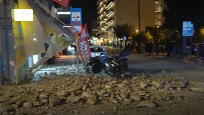 Αναστάτωση στα Χανιά: Κατέρρευσε μπαλκόνι στο κέντρο της πόλης (Φωτο + Βίντεο)