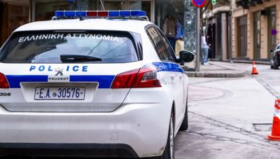 Πάτρα: Συνελήφθη άνδρας που οπλοφορούσε έξω από κλαμπ - Βρέθηκαν ναρκωτικά στο σπίτι του