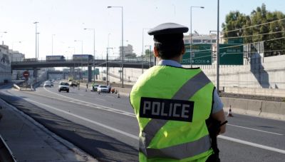 Αττική Οδός: 56χρονος χωρίς δίπλωμα έκανε όπισθεν για 1,5 χλμ. σε ΛΕΑ
