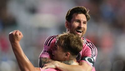 Ο Λιονέλ Μέσι έδωσε νέο «σόου» και «υπέγραψε» την πρόκριση της Ίντερ Μαϊάμι στα ημιτελικά των πλέι οφ