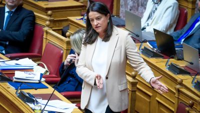 Ψηφίζεται σήμερα το νέο εργασιακό νομοσχέδιο: Το 13ωρο και όλα όσα αλλάζουν για εργαζόμενους και επιχειρήσεις