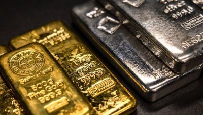 Νέα ρεκόρ για τον χρυσό με φόντο τις εμπορικές εντάσεις και τη Fed