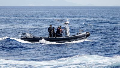 Ναυάγιο με βάρκα που μετέφερε μετανάστες στη Χίο-Νεκρές δύο γυναίκες