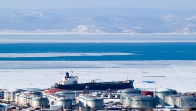 Βρετανία: Κυρώσεις στις ρωσικές Lukoil και Rosneft με στόχο τον σκιώδη στόλο