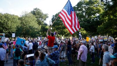 Εκατομμύρια Αμερικανοί αναμένεται να διαδηλώσουν αύριο κατά του Τραμπ
