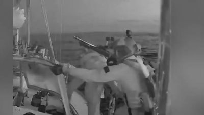 Ρεσάλτο των ισραηλινών δυνάμεων στα ελληνικά σκάφη που ταξίδευαν προς Γάζα-«Αν βλέπετε αυτά τα βίντεο, μας έχουν απαγάγει»