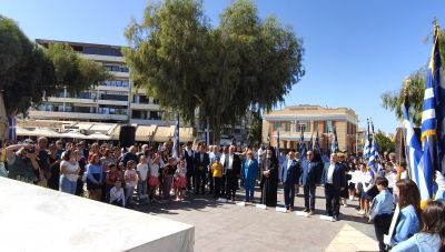 Μαθητές, εκπαιδευτικοί, αρχές τιμούν στο Ηράκλειο την Εθνική Επέτειο της 28ης Οκτωβρίου 1940