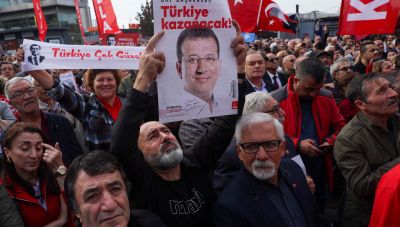 Ένταλμα για «πολιτική κατασκοπεία» σε βάρος του ήδη φυλακισμένου Ιμάμογλου