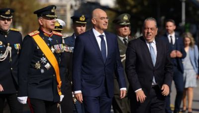 Δένδιας για παρέλαση: Πρώτο δείγμα μετάβασης των Ενόπλων Δυνάμεων στη νέα εποχή