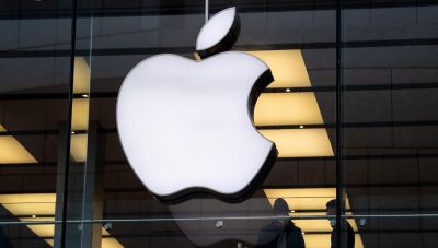 Apple: Εσπασε το φράγμα των 4 τρισ. δολάρια σε κεφαλαιοποίηση