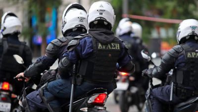 Γλυφάδα: Άστεγος επιτέθηκε με πέτρα σε 70χρονη - Διασωληνωμένη στη ΜΕΘ η γυναίκα