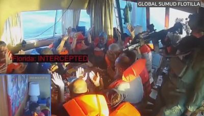 Καταγγελίες επιβαίνοντος στον στολίσκο για τη Γάζα: Οι Ισραηλινοί μας έδωσαν νερό 32 ώρες μετά