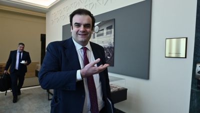 Πιερρακάκης: Τα ΕΛ.ΤΑ έχουν πρόβλημα αλλά πρέπει να επιβιώσουν