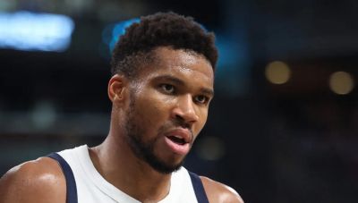 Γιάννης Αντετοκούνμπο: Επέστρεψε στις προπονήσεις των Μπακς