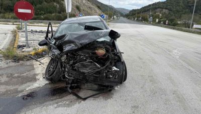 Εγνατία οδός: Σφοδρή πλαγιομετωπική σύγκρουση – Δύο τραυματίες