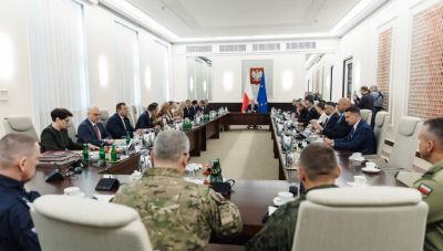 Η Μόσχα λέει ότι δεν σχεδίαζε να πλήξει στόχους στην Πολωνία – Τουσκ: «Η χώρα πιο κοντά από ποτέ σε μια σύγκρουση, μετά τον Β’ Παγκόσμιο»