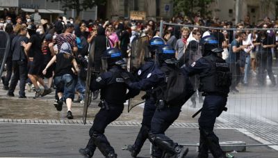 Γαλλία: «Βάπτισμα πυρός» για τον Λεκορνί οι κινητοποιήσεις του «Μπλοκάρουμε τα πάντα»