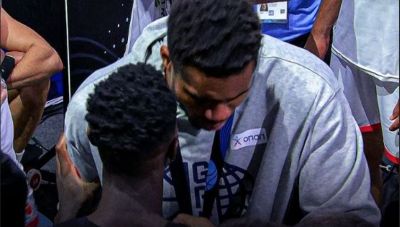 Η αγκαλιά του Σρέντερ με τον Αντετοκούνμπο – «Έχω μόνο σεβασμό για το πρόσωπό του», είπε ο Γερμανός για τον Greek Freak