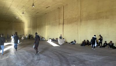 Kρήτη: Ένταση στον προσωρινό χώρο φιλοξενίας στην Αγυιά, την ώρα που ψαράς έσωσε μετανάστες όταν βούλιαξε η λέμβος