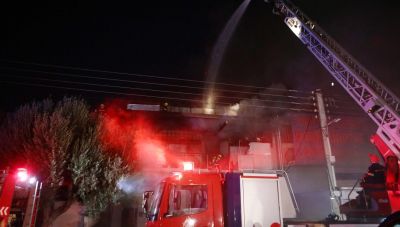 Φωτιά - Περιστέρι: Ένα άτομο μεταφέρθηκε με αναπνευστικά στο νοσοκομείο «Σισμανόγλειο»