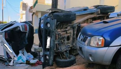 Κρήτη: Σφοδρή σύγκρουση οχημάτων στη Σητεία – Τραυματίστηκε μια γυναίκα (Φωτο + Βίντεο)