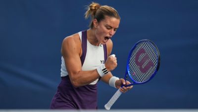 Η Σάκκαρη νίκησε την Κρούγκερ 2-1 και συνεχίζει στο Πεκίνο