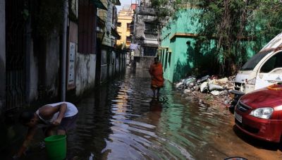 Ινδία: Τουλάχιστον 12 νεκροί από τις σφοδρές βροχοπτώσεις στην Κολκάτα