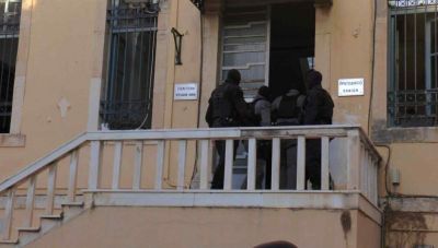 Κρητική μαφία: «Έχω 12 βίντεο να τραβάς τα μαλλιά σου…» – Εκβιασμοί από τον αρχηγό και ξυλοδαρμοί από τον ηγούμενο