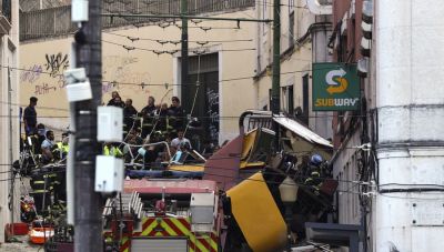 Εθνικό πένθος στην Πορτογαλία μετά την τραγωδία με τους 15 νεκρούς σε εκτροχιασμό τελεφερίκ