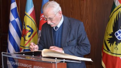 Το Παγκόσμιο Συμβούλιο Κρητών με βαθιά θλίψη αποχαιρετά τον Νικόλαο Παπαδάκη