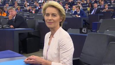 Κινήσεις φον ντερ Λάιεν για περισσότερη εξουσία στην Κομισιόν