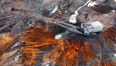 Bloomberg: ΕΕ και ΗΠΑ κοντά σε συμφωνία για κρίσιμα ορυκτά