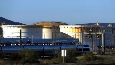 Στα ύψη οι τιμές άμεσης παράδοσης του Brent: Τι δείχνει αυτό για την κατάσταση στην αγορά πετρελαίου