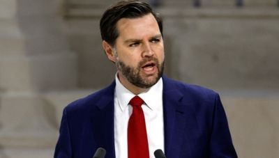 ΗΠΑ-Ιράν: Ο Τζέι Ντι Βανς καθ’ οδόν προς το Ισλαμαμπάντ για την έναρξη των διαπραγματεύσεων