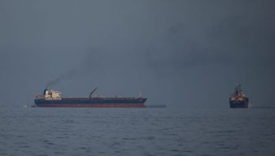 Πώς εφαρμόζεται ο ναυτικός αποκλεισμός στα Στενά του Ορμούζ και ο κίνδυνος από τις νάρκες του Ιράν
