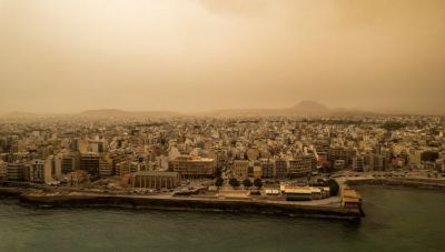 Αφρικανική σκόνη: Ήπιο αλλά με διάρκεια το νέο επεισόδιο - Οι περιοχές που θα επηρεαστούν περισσότερο (χάρτες)