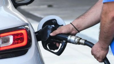 Νέα μέτρα εξετάζει η κυβέρνηση για να αντιμετωπίσει την ακρίβεια-Καύσιμα, σούπερ μάρκετ και ενέργεια στο τραπέζι