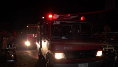 Πάτρα: Μυστήριο με νεκρό άνδρα που εντοπίστηκε στο σπίτι του μετά από φωτιά - Βρέθηκε καραμπίνα δίπλα του