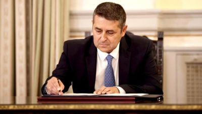 Γιώργος Μυλωνάκης: Παραμένει διασωληνωμένος-Κρίσιμη αλλά σταθερή η κατάσταση της υγείας του