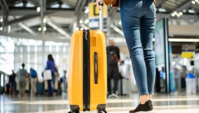 Κοινωνικός Τουρισμός: Ξεκινούν οι αιτήσεις για 300.000 vouchers της ΔΥΠΑ - Δικαιούχοι και διαδικασία