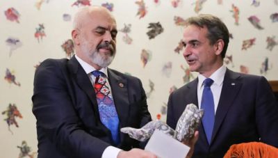 Συνάντηση με τον Έντι Ράμα στο Μαξίμου θα έχει την Τετάρτη ο Κυριάκος Μητσοτάκης