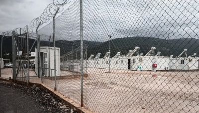 Κρήτη: Τι λέει ο Πλεύρης για τη δομή μεταναστών
